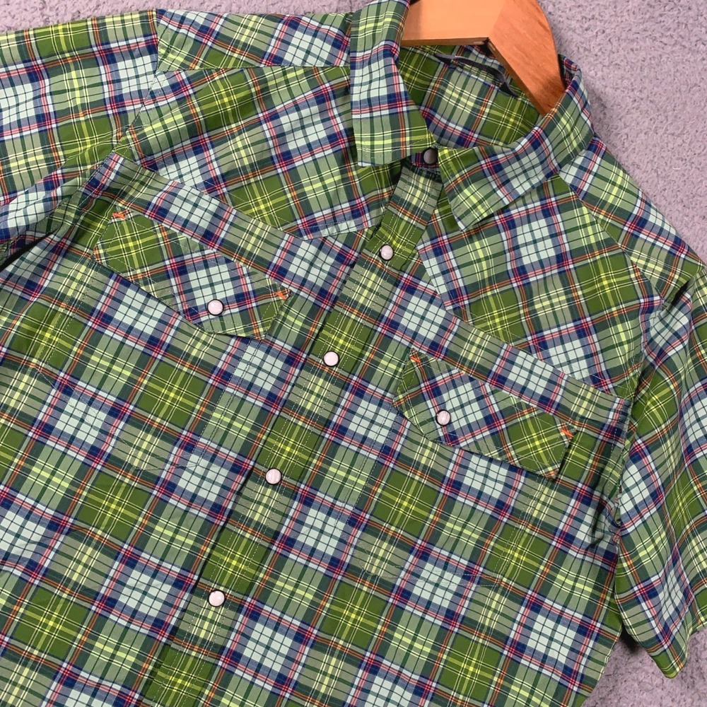 Stio Eddy Shirt Short Sleeve Mens Small Green Plaid Western Snap Hiking Outdoor